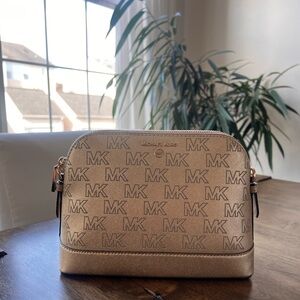 NWT Michael Kors purse